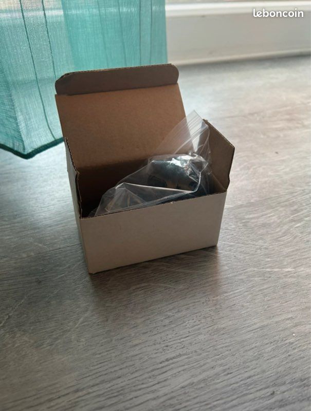 Porte Bijoux Procase En Métal Et Bois - Présentoir Avec 15 Crochets Et 80 Trous - Organisateur Blanc Élégant