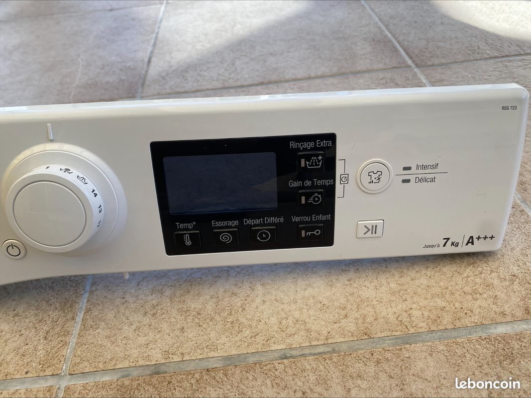 Carte puissance programmée lave linge Ariston Hotpoint C00274492