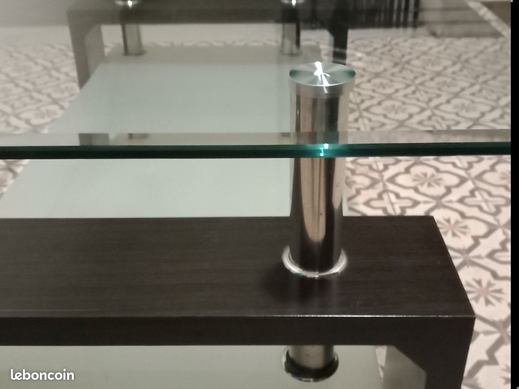 Superbe table basse design bradée (image 2)