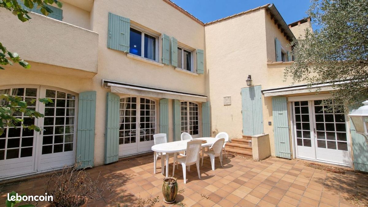 Maison 7 pièces 177 m² · à Villeneuve-lès-Avignon · 177 m² · 399 000 €