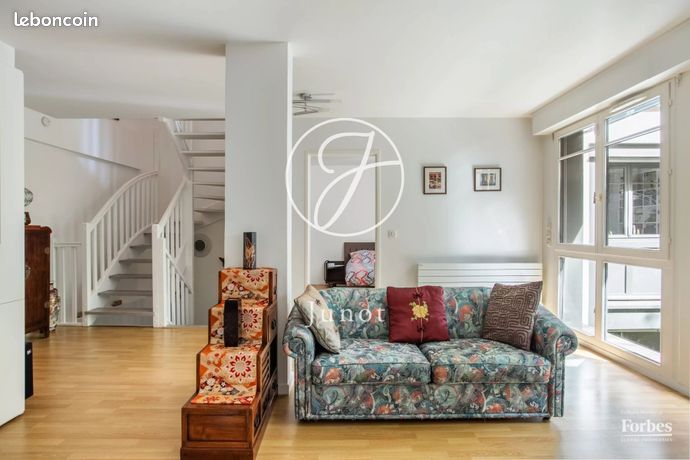 Maison de ville 6 pièces 148 m² — 10