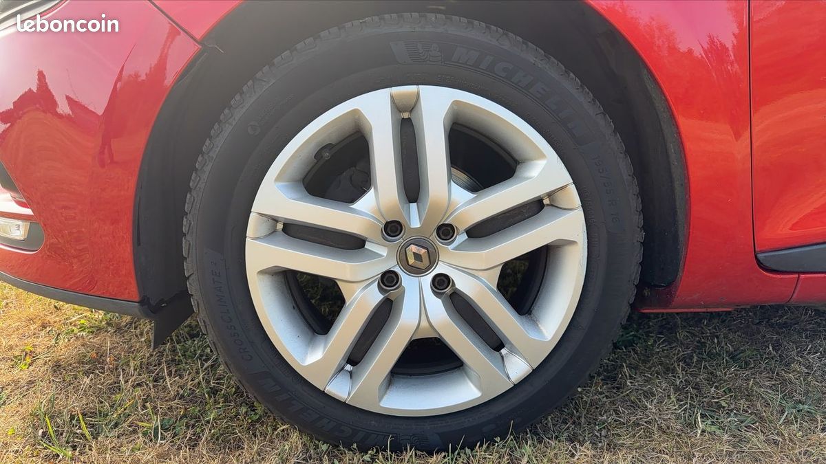 Renault Clio IV 0.9 TCe 90 Zen (image 18)