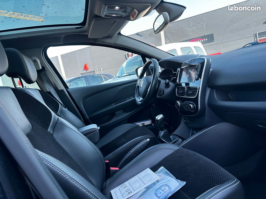 Renault Clio 4 1.5 Dci 90ch Phase 2 INTENS / Toit Panoramique Très belle Finition (image 5)