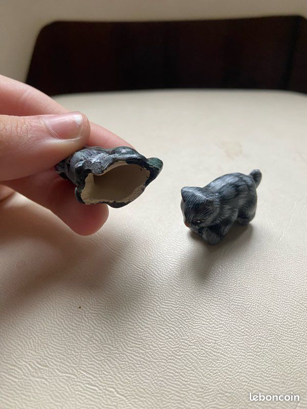 Lot 2 figurines de chats (image 2)