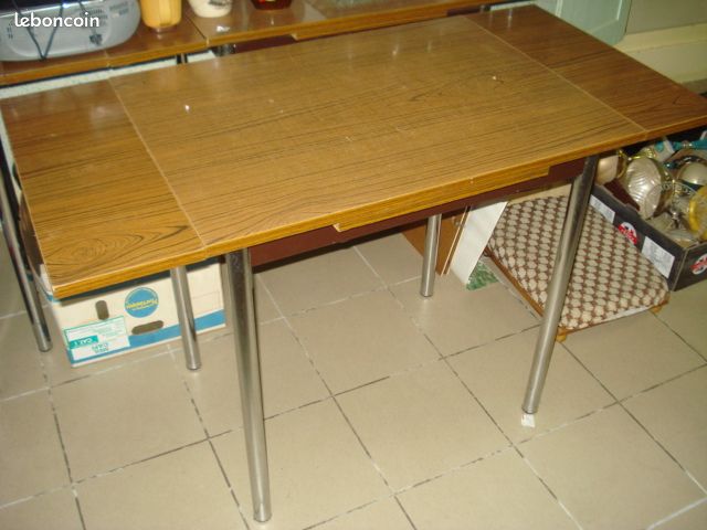 Table en formica (image 1)