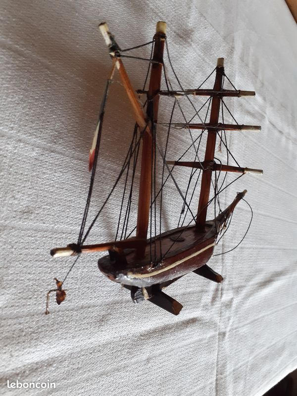 Petite maquette bateau (image 3)
