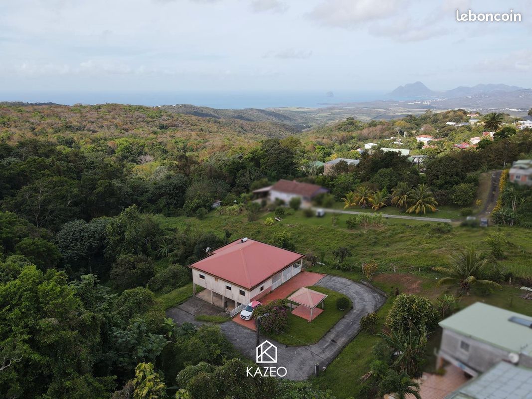 Maison 4 pièces 140 m² · à Sainte-Luce · 140 m² · 399 000 €