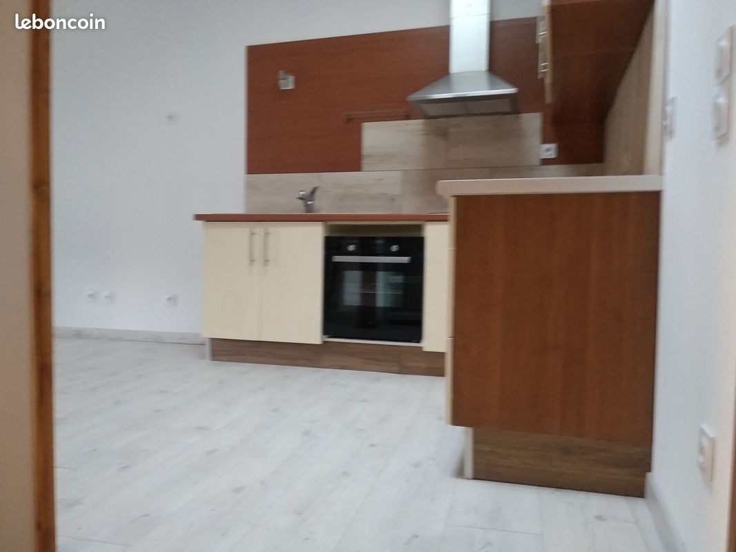 Maison 4 pièces 90 m² · à Mazamet · 90 m² · 580 €