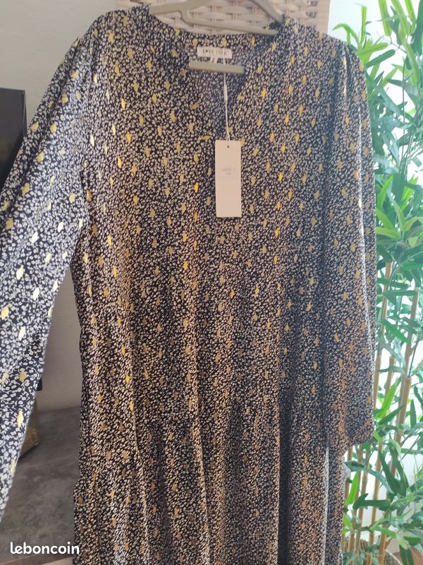 Jolie robe toute neuve.longue, très confortable, (image 6)