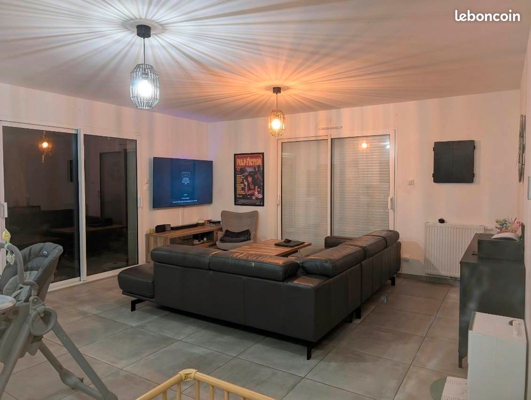 Maison 4 pièces 95 m² · à Thil-Manneville · 95 m² · 950 €/mois