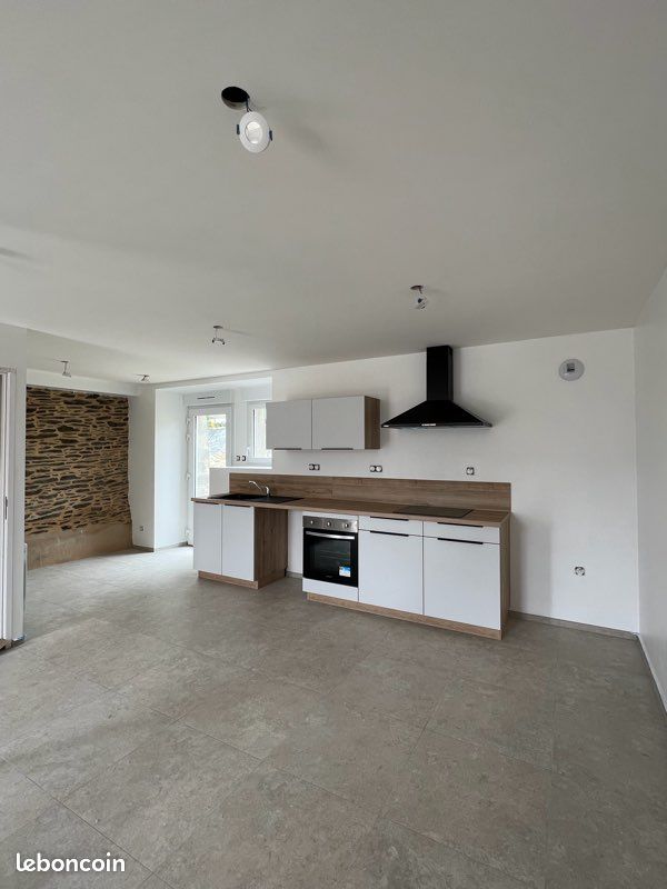 Maison 3 pièces 70 m² · à Guillac · 70 m² · 700 €