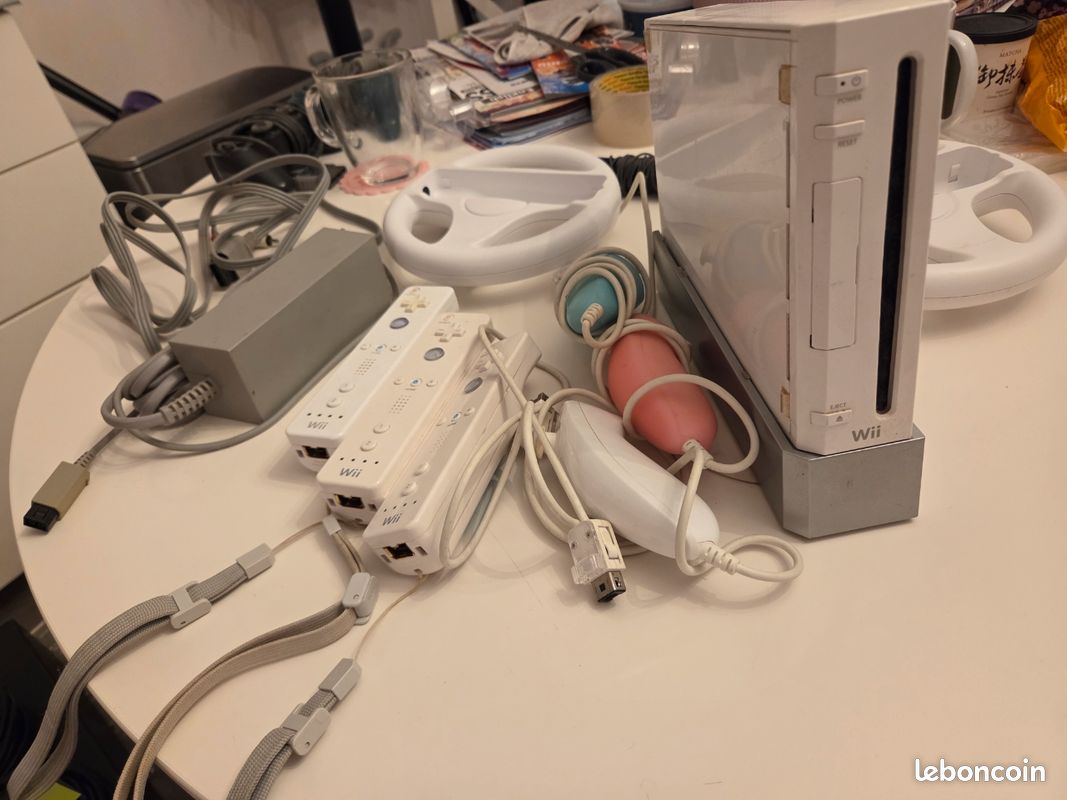 Pack complet Console Nintendo Wii (Blanche) avec de nombreux accessoires - Bon état général et fonctionnel (image 3)