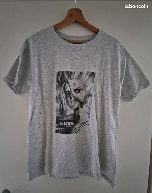 Lot t-shirt + pull Anime / Pop culture (image 3)