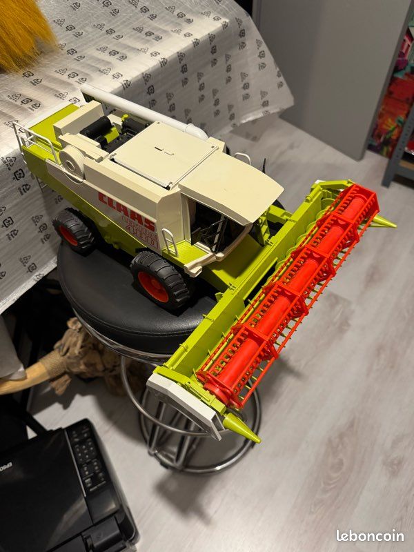 Moissonneuse Claas Lexion 480 avec remorque porte coupe / état comme neuf (image 3)