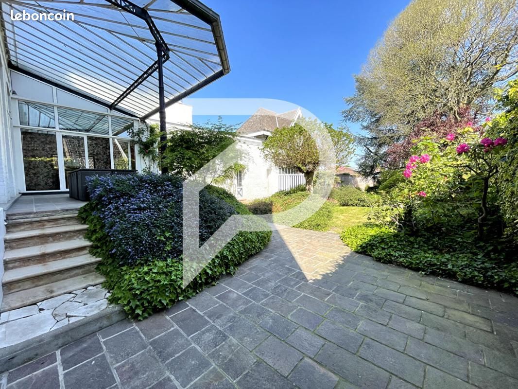 Maison 11 pièces 315 m² (image 16)