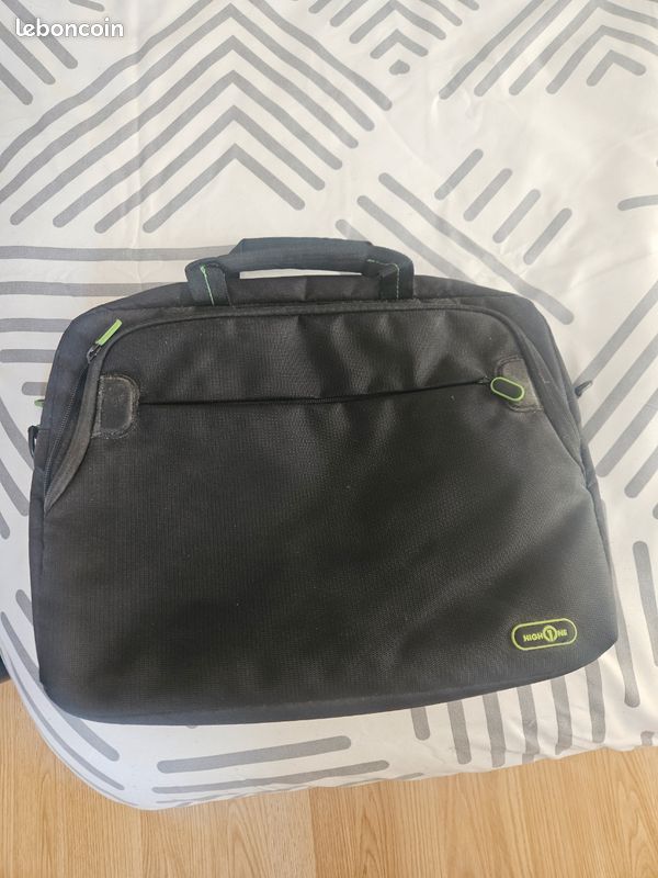 Vend pochette d'ordinateur (image 1)