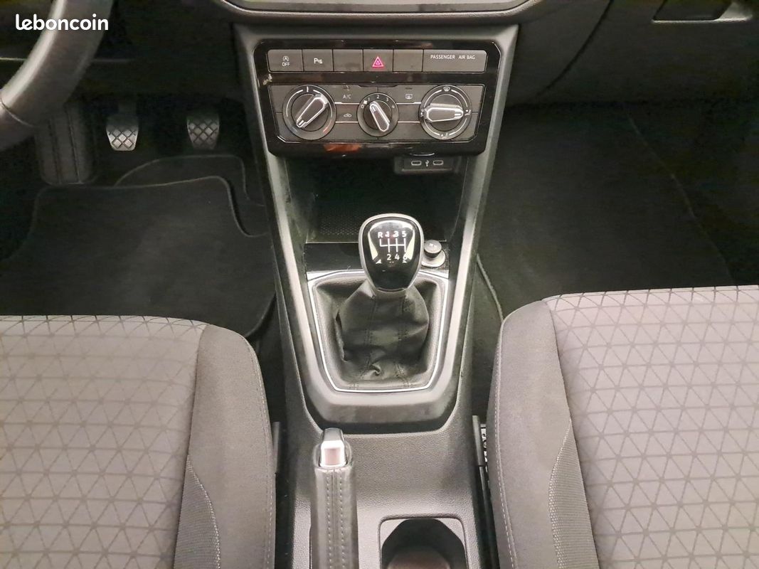VOLKSWAGEN T-Cross 1.0 TSI 110 Start/Stop BVM6 Life Tech (image 20)