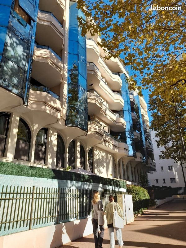 Appartement 1 pièce 29 m² · à Antibes · 29 m² · 160 000 €