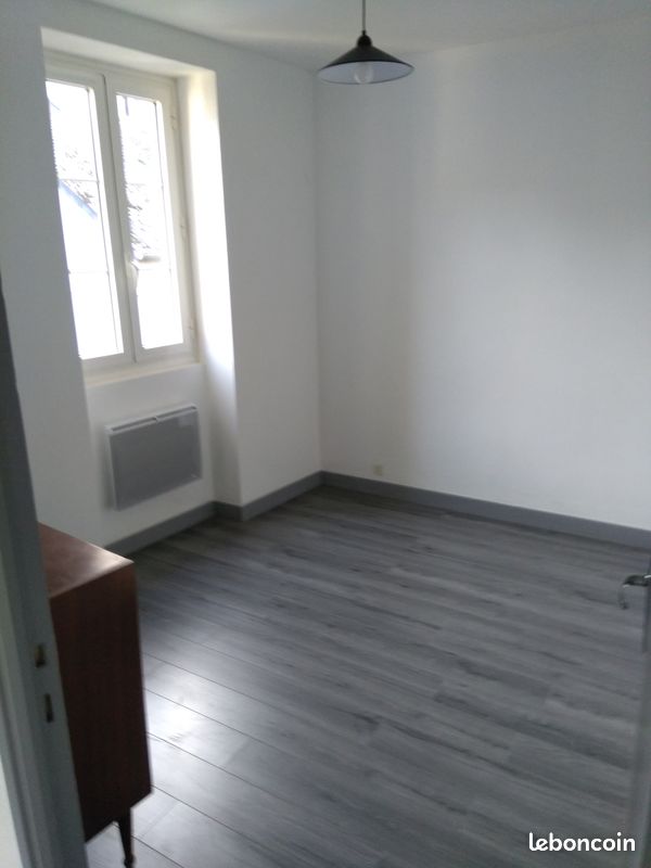 Appartement 2 pièces 27 m² · à Brive-la-Gaillarde · 27 m² · 330 €/mois