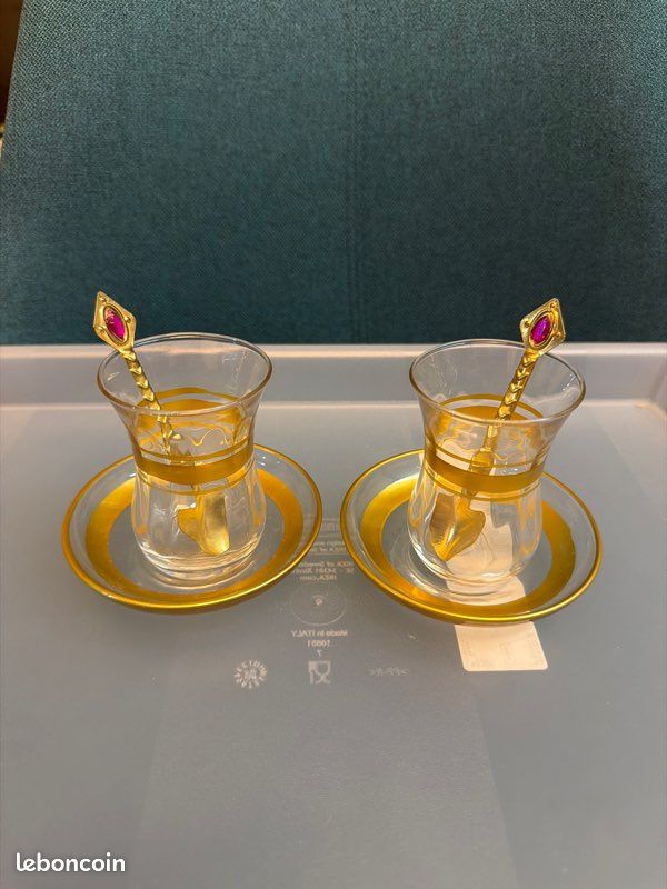 Lot de 2 verre de thé turc (image 1)