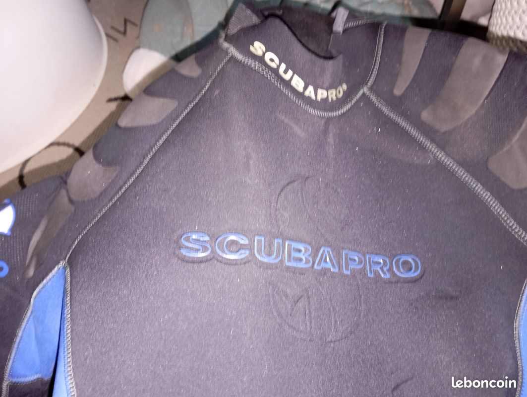 Sac De Plongée Complet Scubapro – Bleu – Avec Palmes, Tuba Neuf Et Couteau Neuf – Occasion