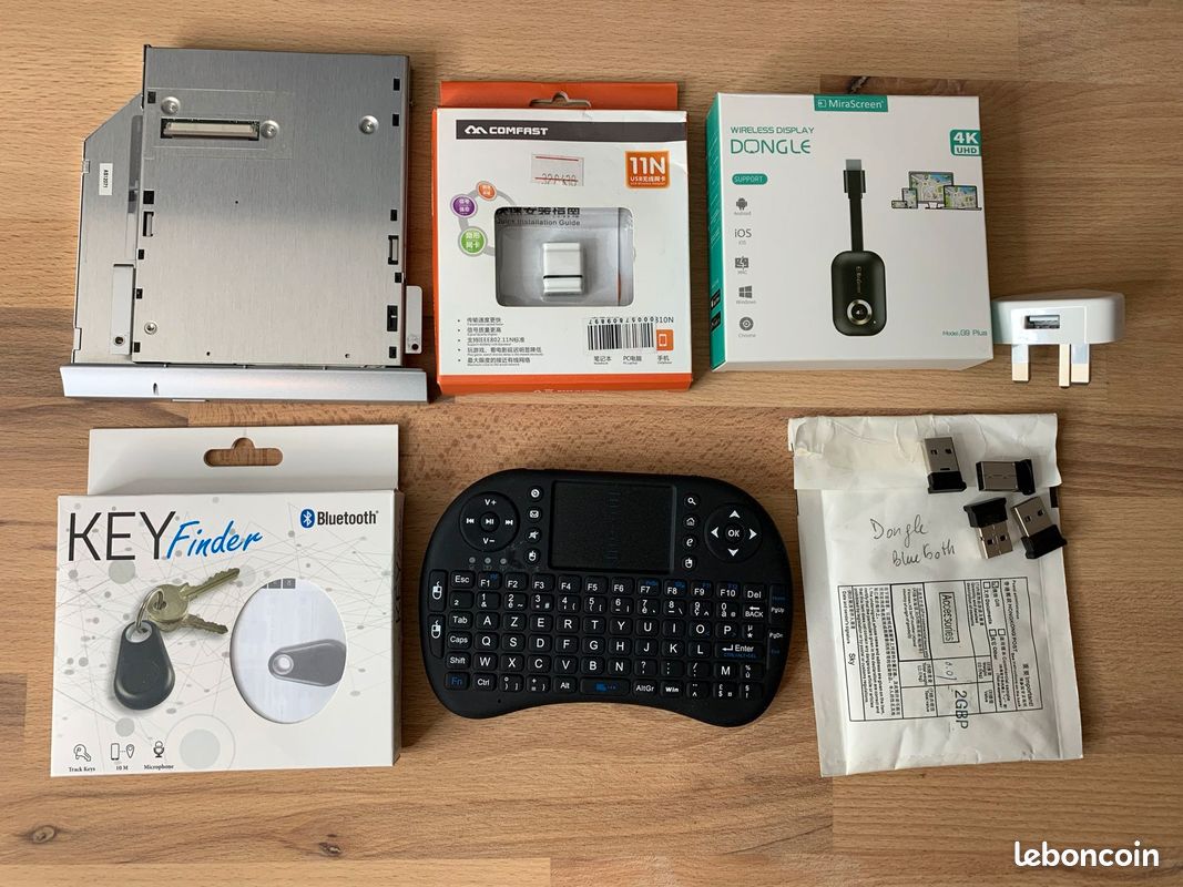 Lot accessoires informatique (image 1)