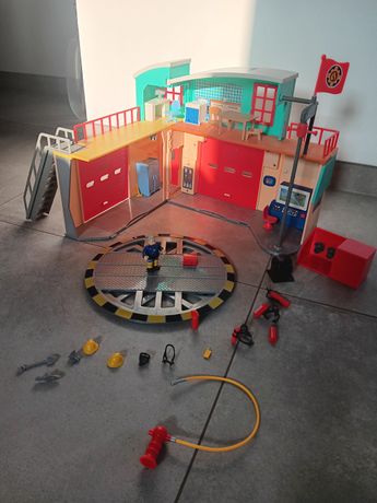 Caserne de pompier playmobil jeux, jouets d'occasion - leboncoin