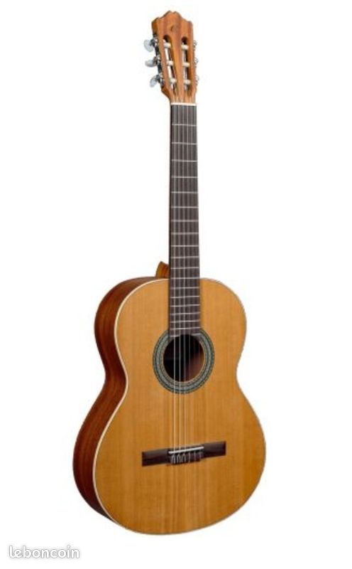 Guitare Cuenca classique en cèdre massif (image 1)