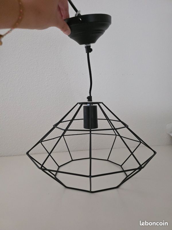 Suspension (image 2)