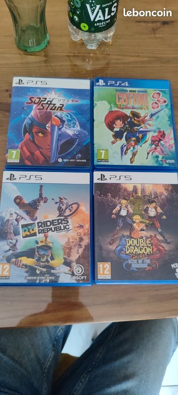 Lot 2 jeux PS4 / PS5 - Jeux vidéo