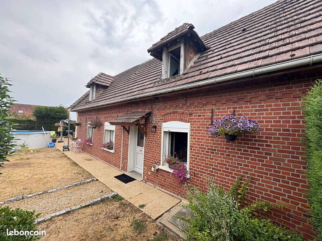 Maison 6 pièces 110 m² · à Noyers-Saint-Martin · 110 m² · 169 000 €