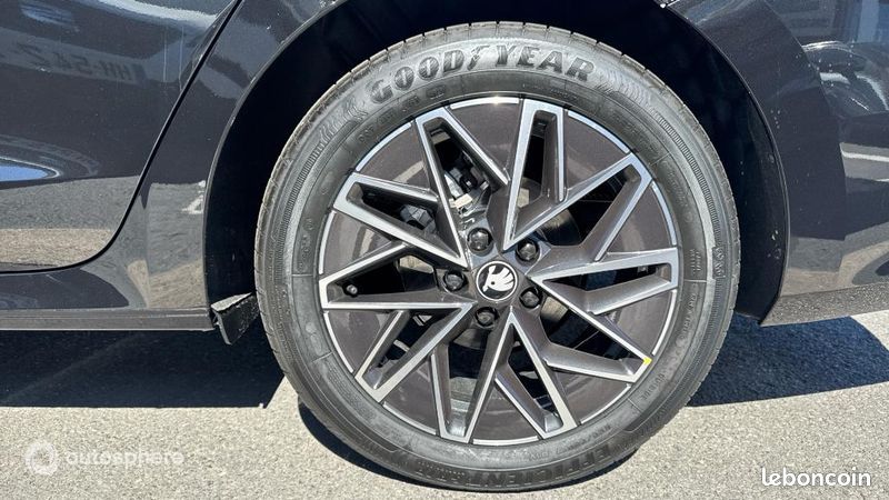 Skoda Octavia Combi 2.0 TDI SCR 150ch Sportline DSG7 (image 20)