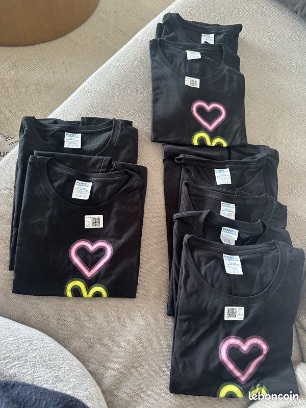 Lot de t-shirts K-pop (image 2)