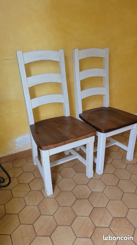 Chaise bois style campagnard (image 1)