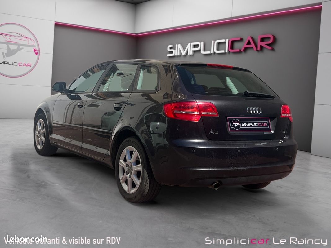 AUDI A3 Sportback Ambiente boîte auto 102Ch Radar AR idéal jeune permis Garantie 12 mois (image 3)