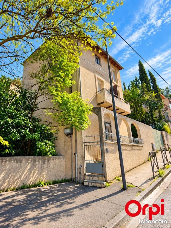 Immeuble 7 pièces 181 m² · à Béziers · 181 m² · 233 000 €