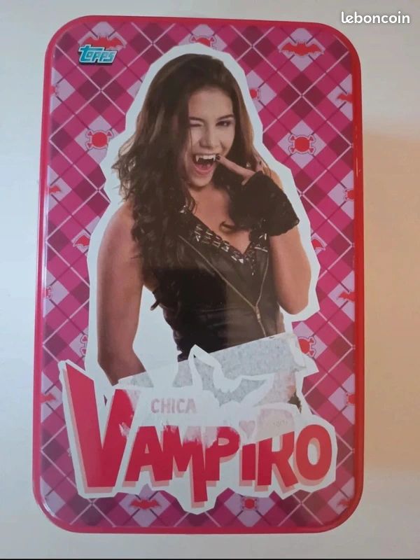 Topps, jeu de cartes avec boîte métallique - Chica Vampiro (image 1)