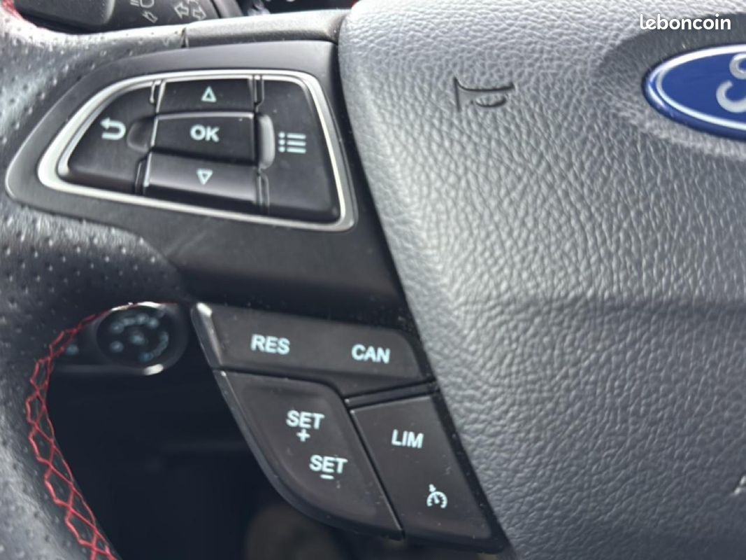 FORD ECOSPORT 1.0 ecoboost 125 st-line (image 20)