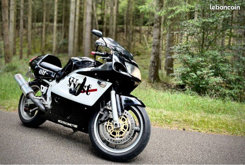 Suzuki Gsxr600 srad (image 1)