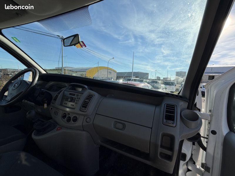 Opel VIVARO FG F2900 M2 CDTI145 PACK CLIM PLATEAU (image 13)