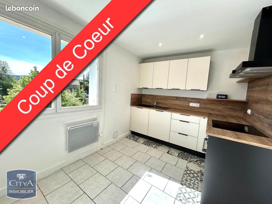 Appartement 3 pièces 65 m² · à Dunières · 65 m² · 540 €/mois