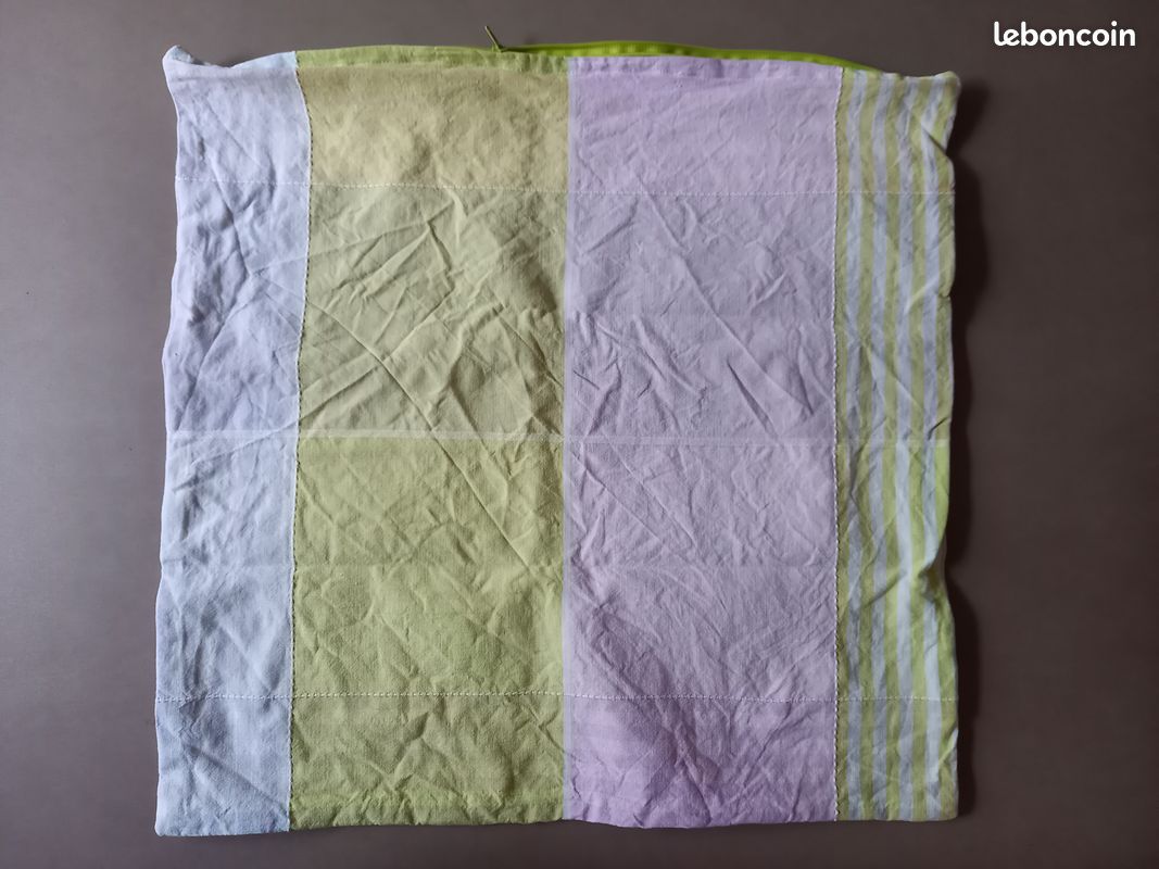 Lot 2 coussins SIA 47x47 (image 8)
