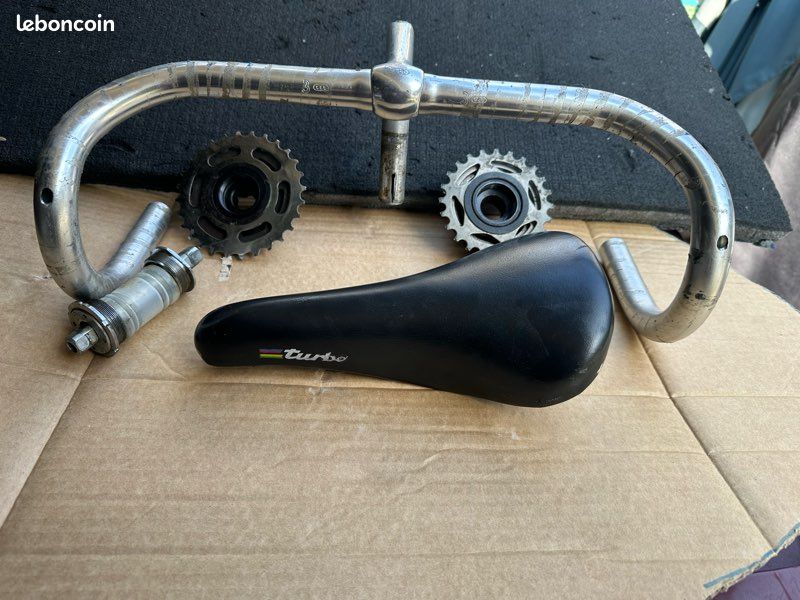 Pièces de vélos de course vintage ancien - Équipements vélos