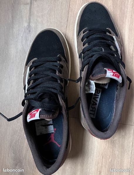 Air jordan low Travis Scott Dark Mocha Taille 45 US 11