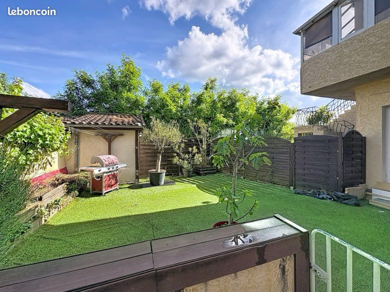 Maison 4 pièces 85 m² · à Décines-Charpieu · 85 m² · 290 000 €