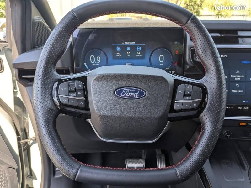 Ford Puma 1.0 EcoBoost Hybrid 125ch ST-Line X S&S Powershift (image 11)
