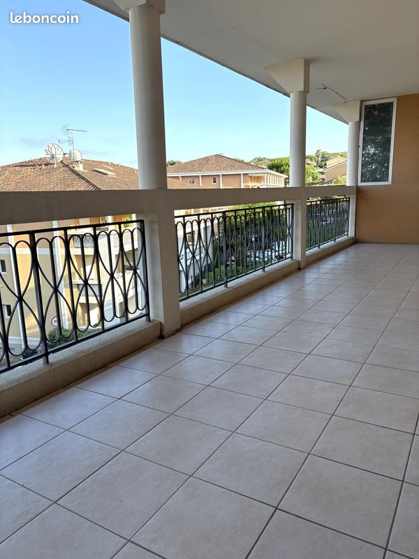 Cannes grand parc 2 p / garage / terrasse/piscine (image 1)