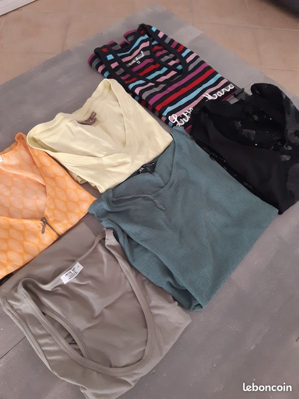 Lot vêtement été femme taille 2/3 et L Débardeur hauts manches courtes (image 2)
