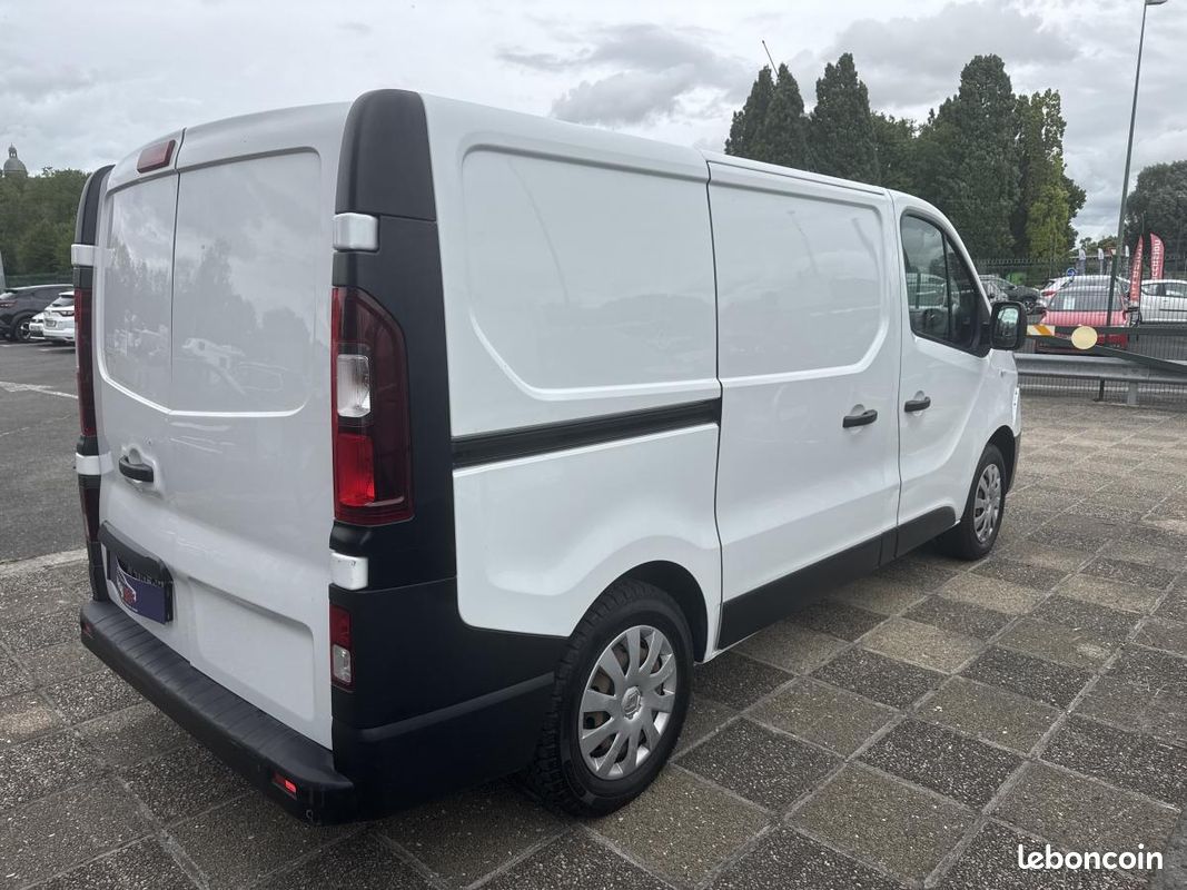 RENAULT TRAFIC L1H1 1000 Kg 1.6 Energy dCi - 125 Fourgon Grand Confort L1H1 (image 9)