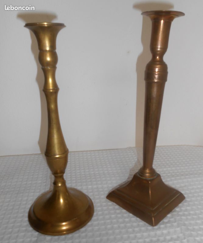Lot de 2 bougeoirs anciens LAITON (image 1)
